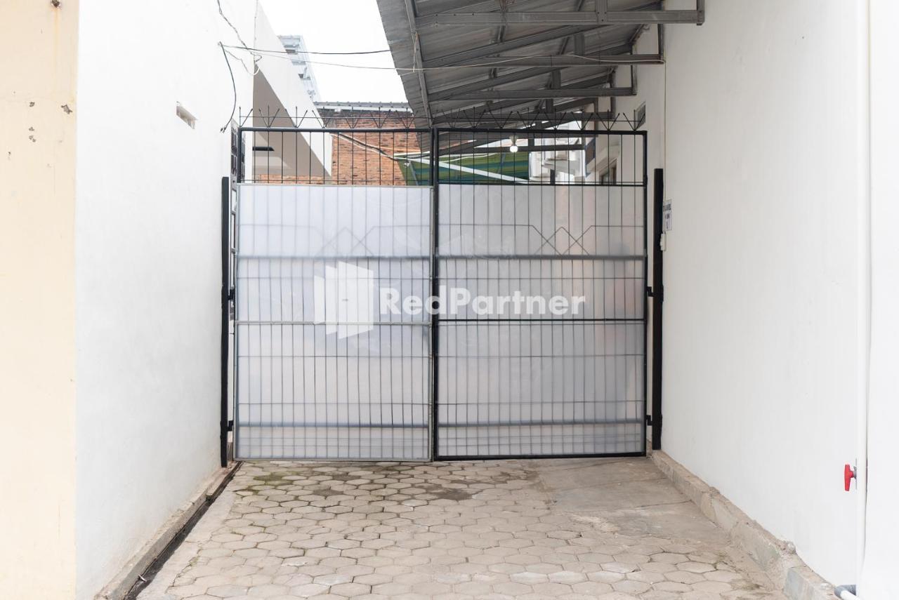 Wisma Narada 2 Lampung Mitra Reddoorz Bandar Lampung Exterior foto