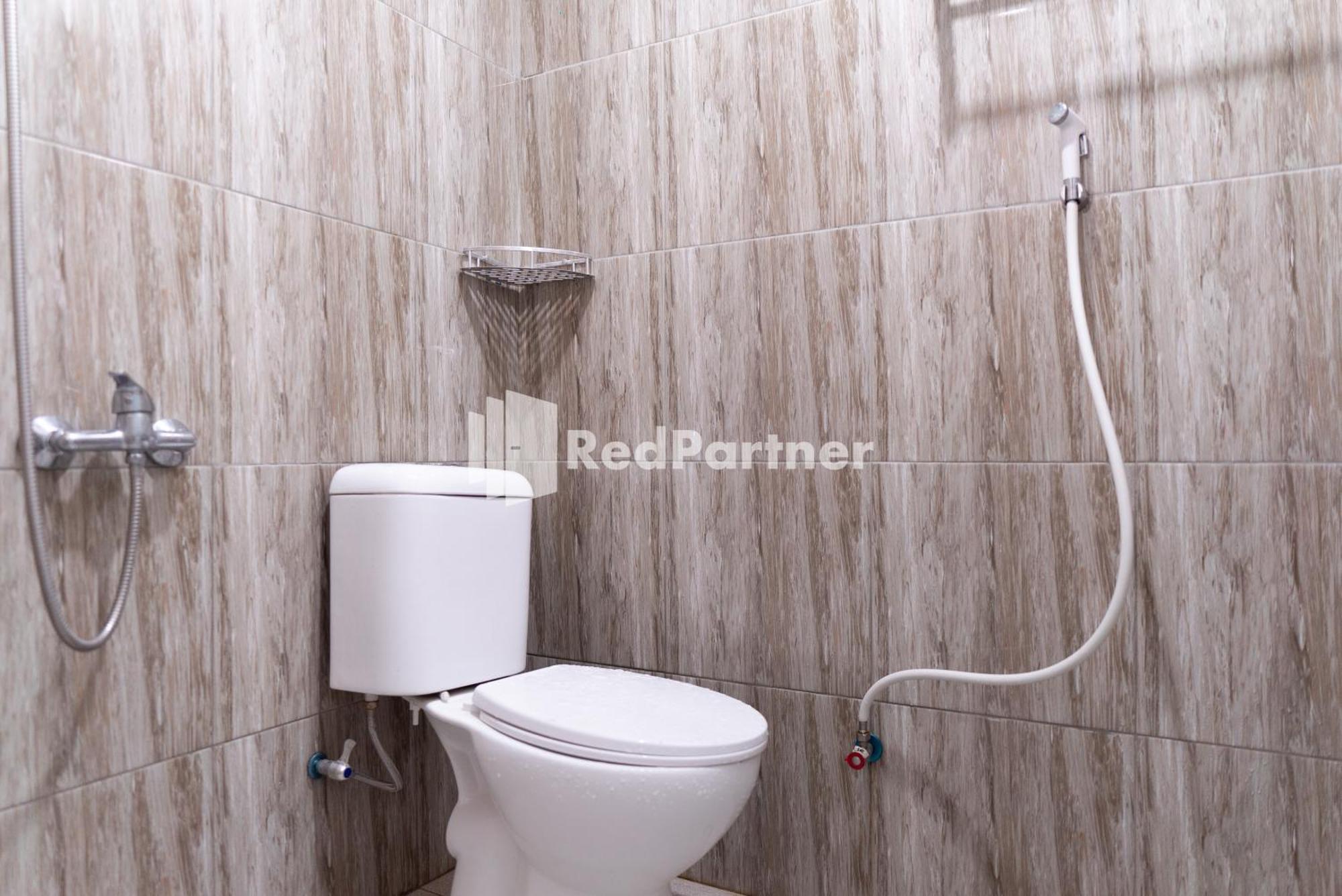 Wisma Narada 2 Lampung Mitra Reddoorz Bandar Lampung Quarto foto